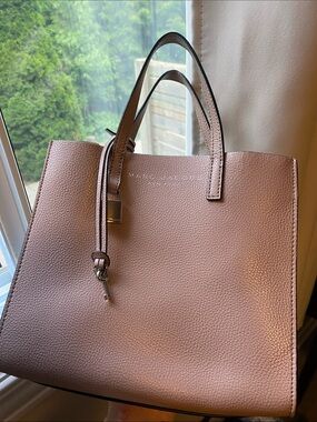Marc Jacob’s Lock & Key Light pinkish tan hand Bag